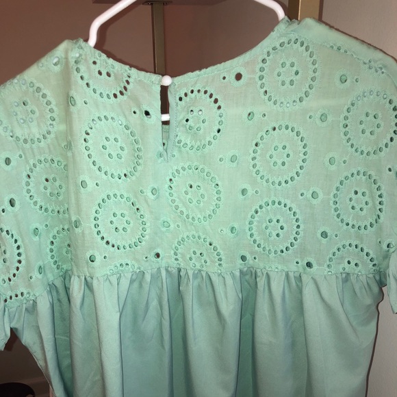 Shein ruffle top - Picture 5 of 5